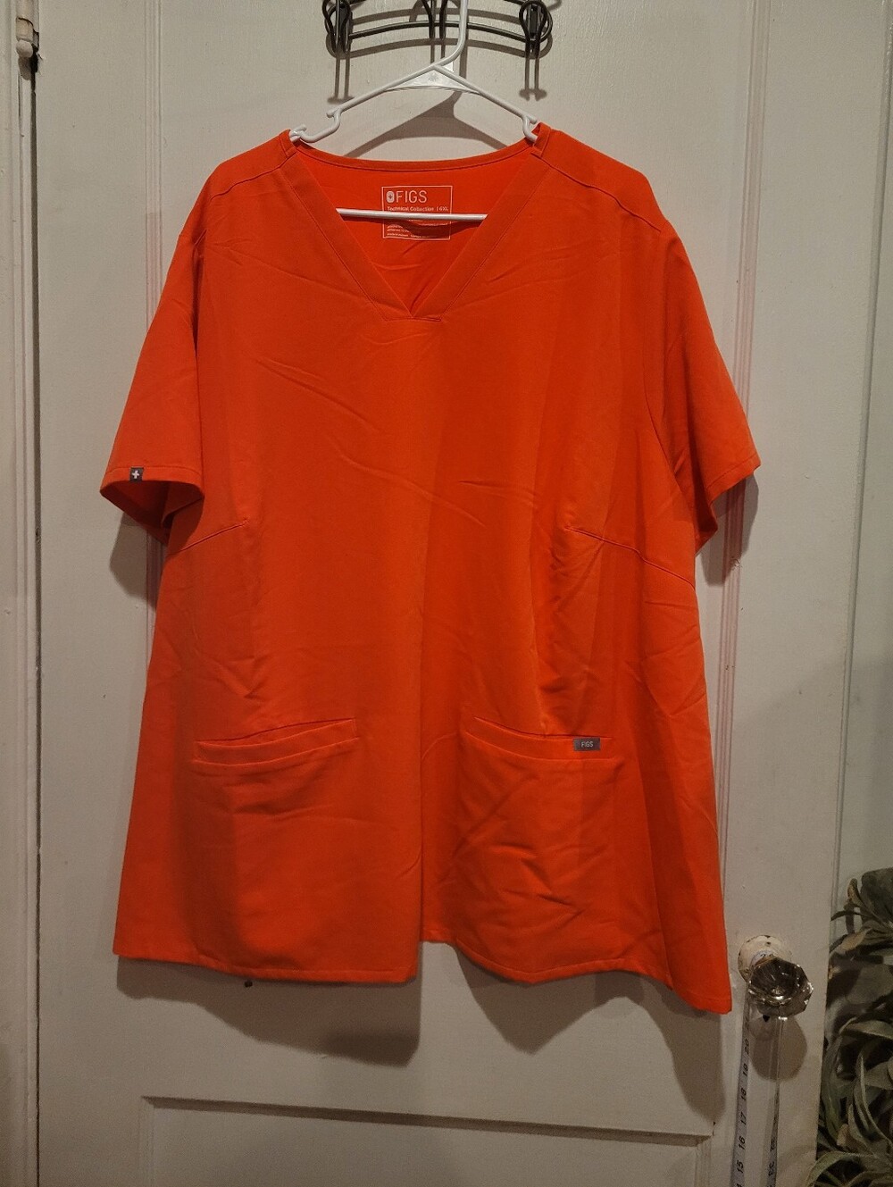 Womens Size 6XL FIGS Melon Colored Scrub Top Technical Collection Worn 1X